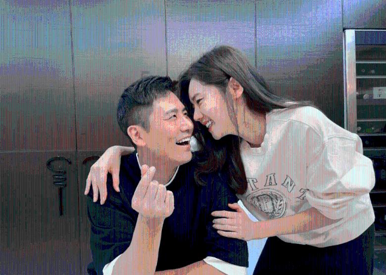 「男子怀抱婴儿欲跳楼,特警队员急速飞攀将其救下!这名男子为何轻生?」- 优质有问必答平台